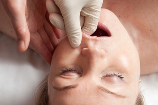 Общий массаж. Подарочные сертификаты Ultra Подарки Киров. Купить подарочный сертификат на общий массаж. Сервис UltraPodarki.ru Киров 8 800 505 95 30.. Общий массаж, общий массаж в Кирове, лечебный массаж, лечебный массаж в Кирове, массаж для мужчин в Кирове, массаж для женщин в Кирове,массаж для мужчин, массаж для женщин, общий массаж для мужчин, общий массаж для женщин, классический массаж, классический массаж в Кирове