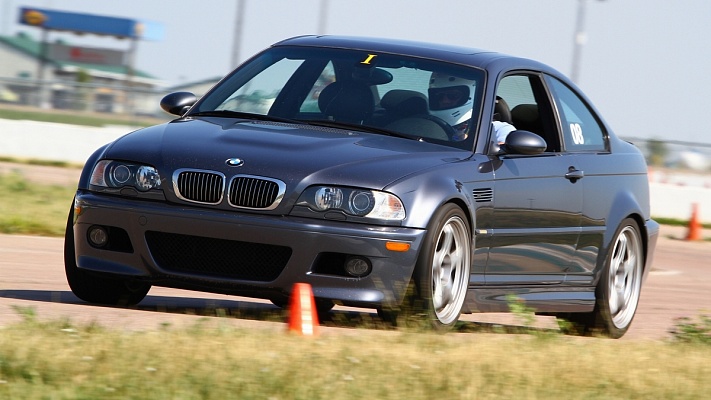 Контраварийное вождение в Кирове. Ultra Подарки. Купить уроки контраварийного вождения в Кирове. Научитесь водить машину в любых условиях! Сервис UltraPodarki.ru 8 800 505 95 30. Контраварийное вождение Киров, контраварийное вождение, экстремальное вождение Киров, экстремальное вождение, обучение вождению Киров, обучение вождению, вождение Киров, вождение,  курс вождения Киров, курс вождения, курсы экстремальное вождения Киров, курсы экстремального вождения, обучение в автошколе Киров, обучение в автошколе