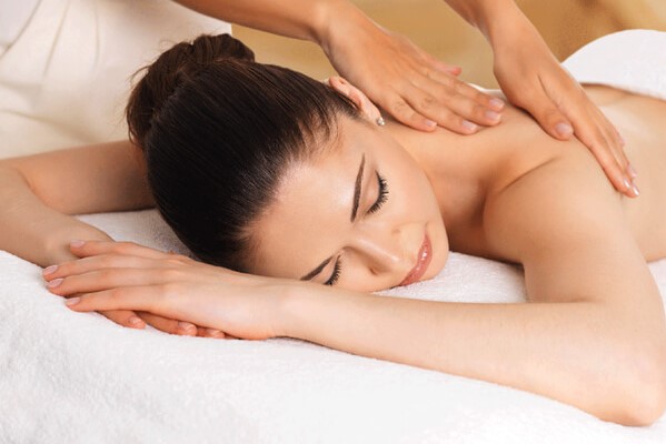 Общий массаж. Подарочные сертификаты Ultra Подарки Киров. Купить подарочный сертификат на общий массаж. Сервис UltraPodarki.ru Киров 8 800 505 95 30.. Общий массаж, общий массаж в Кирове, лечебный массаж, лечебный массаж в Кирове, массаж для мужчин в Кирове, массаж для женщин в Кирове,массаж для мужчин, массаж для женщин, общий массаж для мужчин, общий массаж для женщин, классический массаж, классический массаж в Кирове