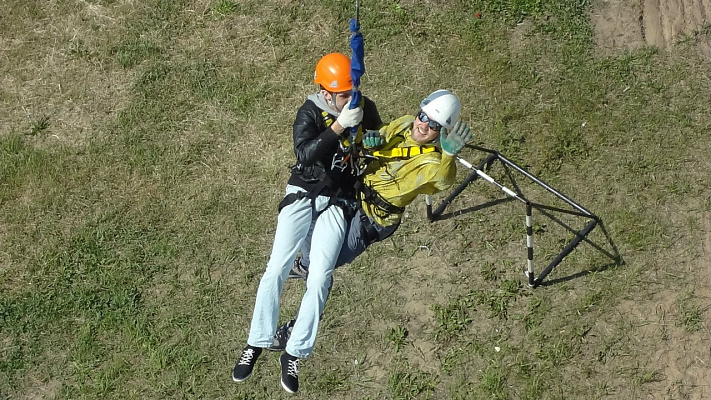Роупджампинг - прыжки с верёвкой в Кирове. Подарочные сертификаты Ultra Подарки. Роупджампинг в Кирове - Экстремальный оригинальный подарок или подарочный сертификат на Роупджампинг - прыжки с верёвкой. Сервис UltraPodarki.ru 8-800-505-95-30. роупджампинг Киров, прыжок веревка Киров, роупджампинг, прыжок веревка, прыжок с веревкой, Подарок, подарочный сертификат, экстрим, экстремальный подарок
