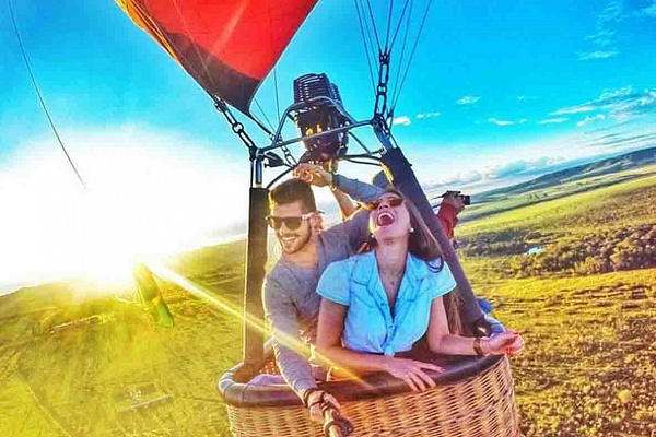 Романтическое свидание на воздушном шаре в Кирове. Ultra Подарки. Купить романтическое свидание на воздушном шаре в Кирове. Подарите самым близким незабываемые моменты и признайтесь в искренних чувствах. Сервис UltraPodarki.ru 8-800-505-95-30. Романтическое свидание на воздушном шаре в Кирове, свидание в Кирове, свидание на воздушном шаре, сертификат на свидание на воздушном шаре, сертификат на свидание в Кирове, купить свидание, купить свидание Киров, первое свидание, девушка свидание, воздушный шар, полет на воздушном шаре