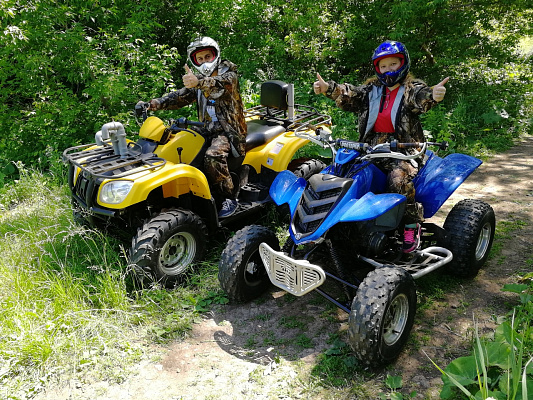 Прокат квадроциклов летом в Кирове. Сервис Ultra Подарки. Подарочный сертификат на прокат квадроциклов летом и зимой в Кирове. Закажите катание на квадроциклах недорого и наслаждайтесь активным отдыхом с друзьями. Выбирайте живописные маршруты для езды на квадроциклах. Сервис UltraPodarki.ru 8800-505-9530. Катание на квадроциклах, Прокат квадроциклов, езда на квадроцикле, прокат квадроциклов Киров, катание на квадроциклах Киров, Катание на квадроциклах зимой, Катание на квадроциклах летом, Сертификат на катание на квадроциклах 

