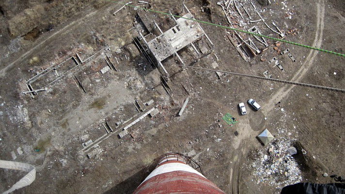 Роупджампинг - прыжки с верёвкой в Кирове. Подарочные сертификаты Ultra Подарки. Роупджампинг в Кирове - Экстремальный оригинальный подарок или подарочный сертификат на Роупджампинг - прыжки с верёвкой. Сервис UltraPodarki.ru 8-800-505-95-30. роупджампинг Киров, прыжок веревка Киров, роупджампинг, прыжок веревка, прыжок с веревкой, Подарок, подарочный сертификат, экстрим, экстремальный подарок