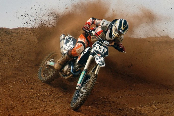 Катание на мотоцикле в Кирове. ULTRA ПОДАРКИ. Купить катание на мотоцикле в Кирове. Попробовав езду на мотоциклах, вы получите порцию адреналина и невероятные эмоции. Сервис: UltraPodarki.ru 8 800 505 95 30.. Катание на мотоцикле в Кирове, прокат мотоциклов Киров, катание на мотоциклах, прокат мотоцикла, езда на мотоцикле Киров, езда на мотоцикле, мотопрогулка Киров, мотопрогулка, поездки на байке, личный мотоцикл, катание на мотоцикле, мотоциклетный шлем, увлечение поездками на мотоцикле, пристрастие к мотоциклам, сертификат на поездку на мотоцикле, прокатиться на мотоцикле, мото-транспорт, мото-треки, мото-поездки, езда на мотоцикле в Кирове, катание на мотоцикле в Кирове, мотоклуб в Кирове
